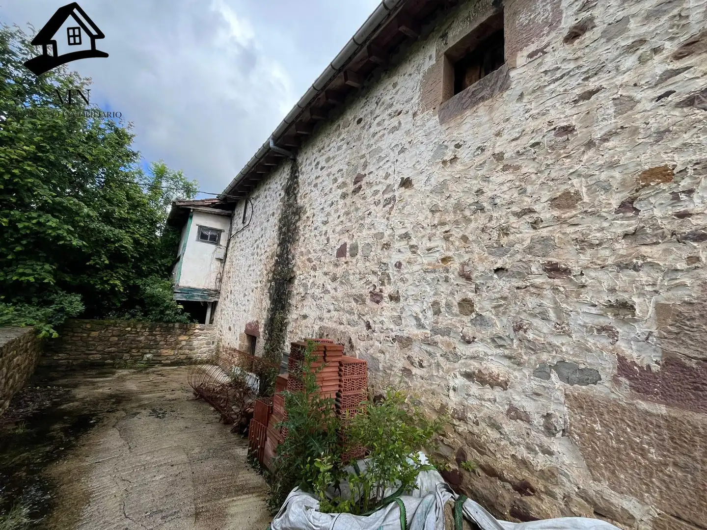 Finca rústica en venda a Villafufre