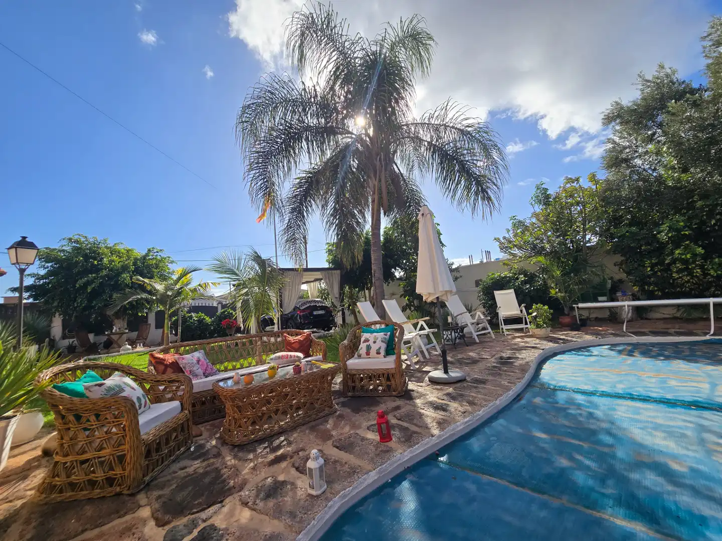 Vista exterior de Casa o xalet en venda en Arona amb Aire condicionat, Jardí privat i Parquet