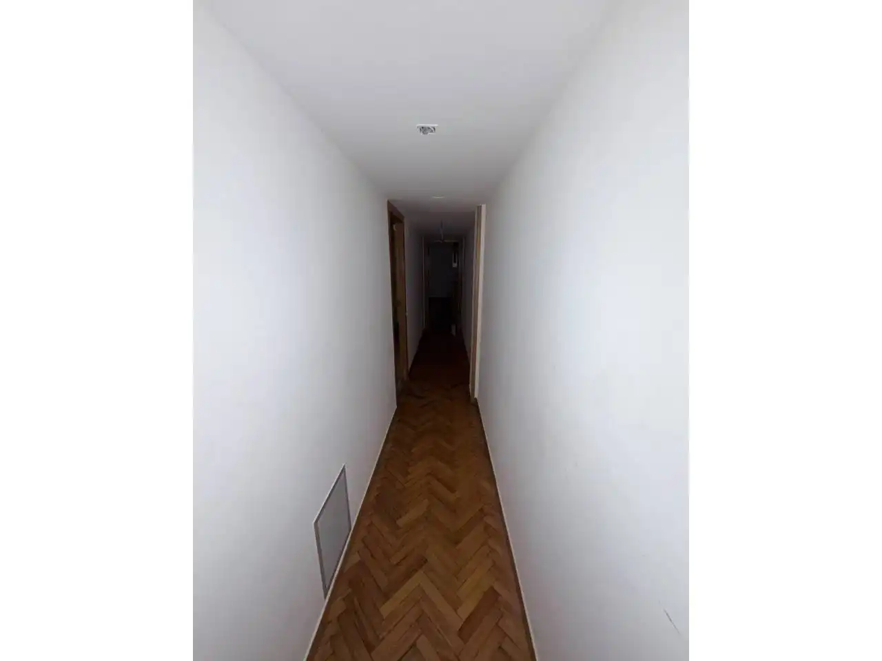 Piso en venta en Terrassa con Parquet y Balcón