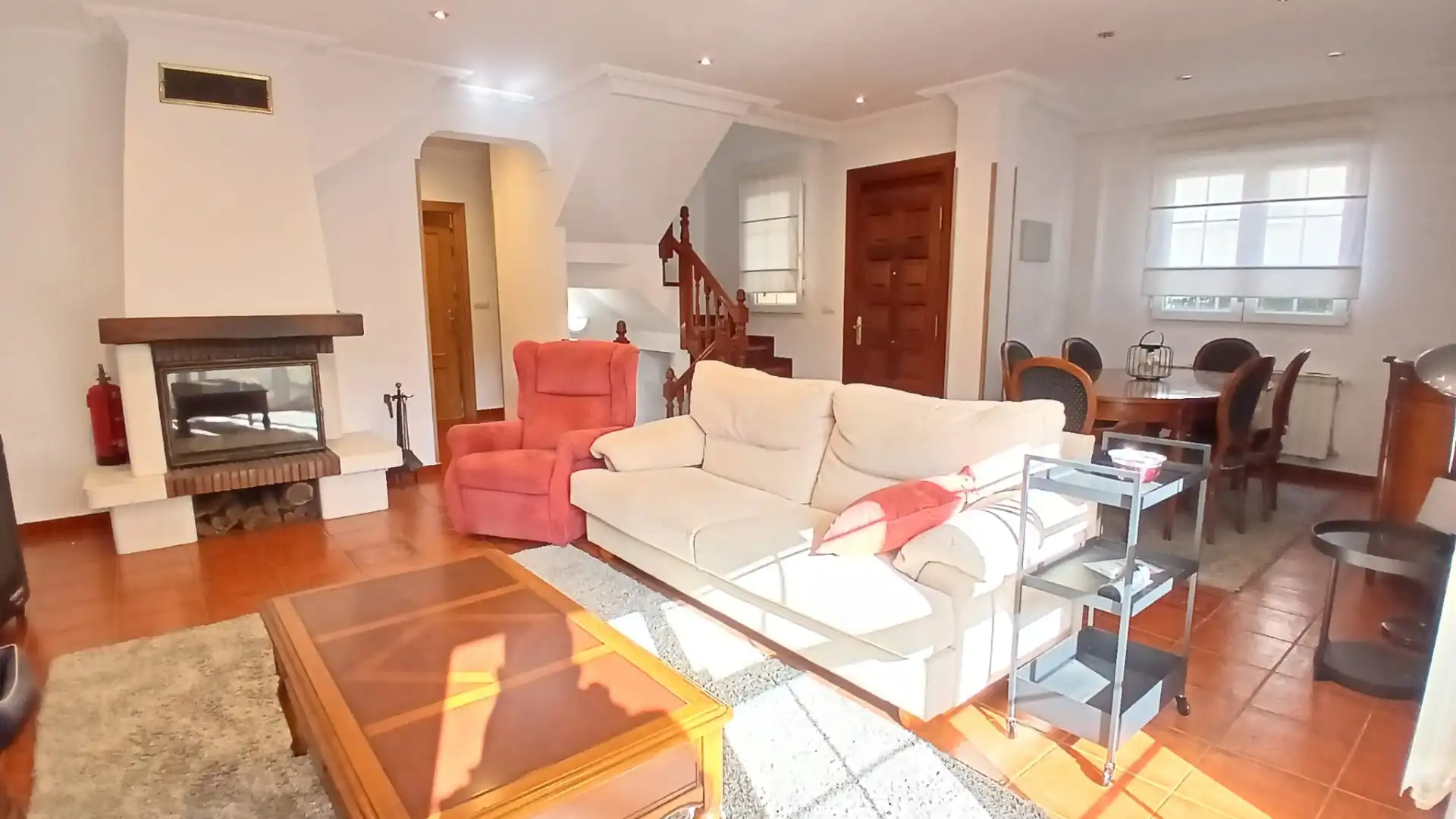 Living room of Houses for sale in Castro-Urdiales  with Heating, Private garden and Terrace