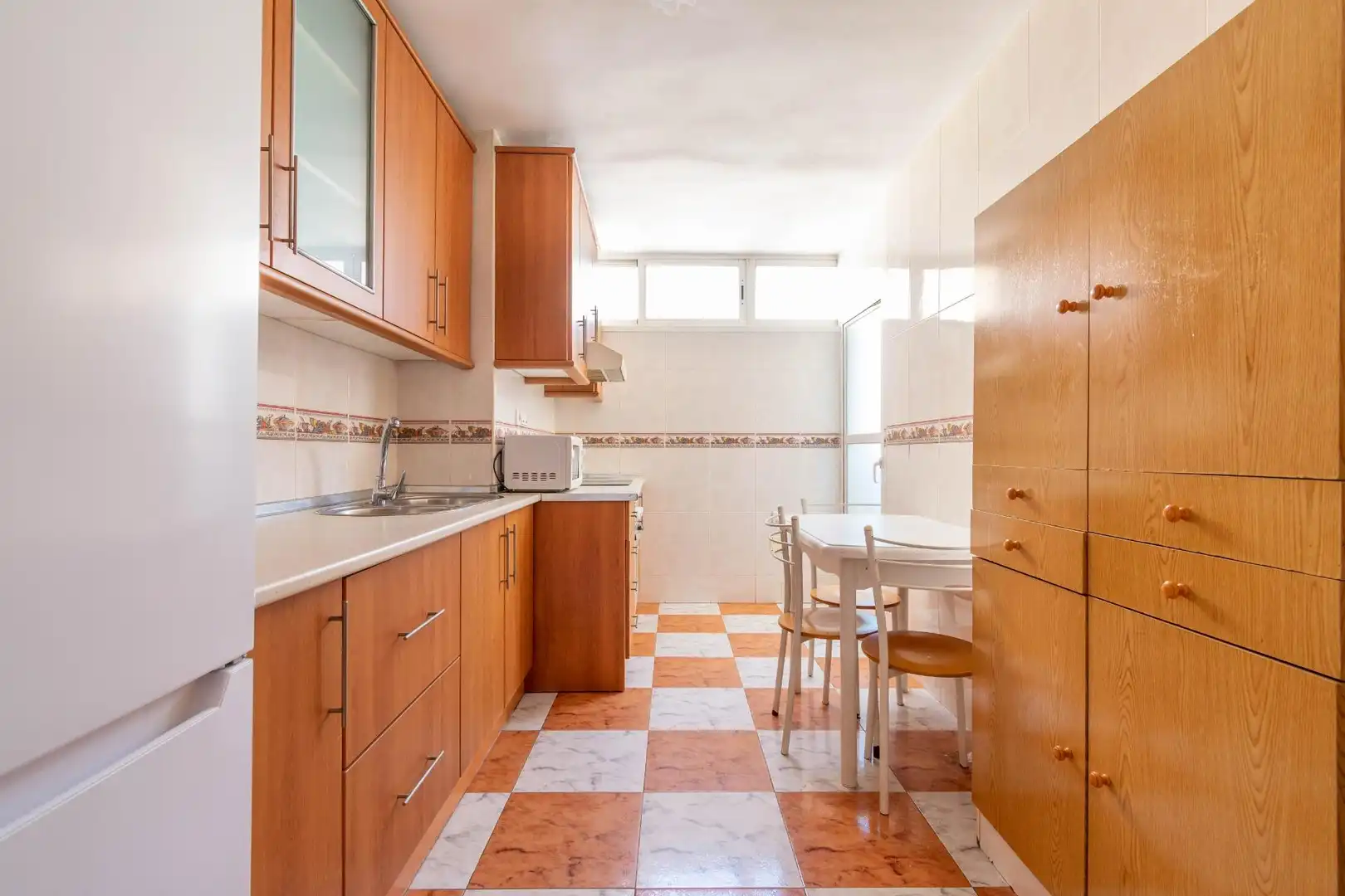 Kitchen of Flat for sale in Almería  with Terrace