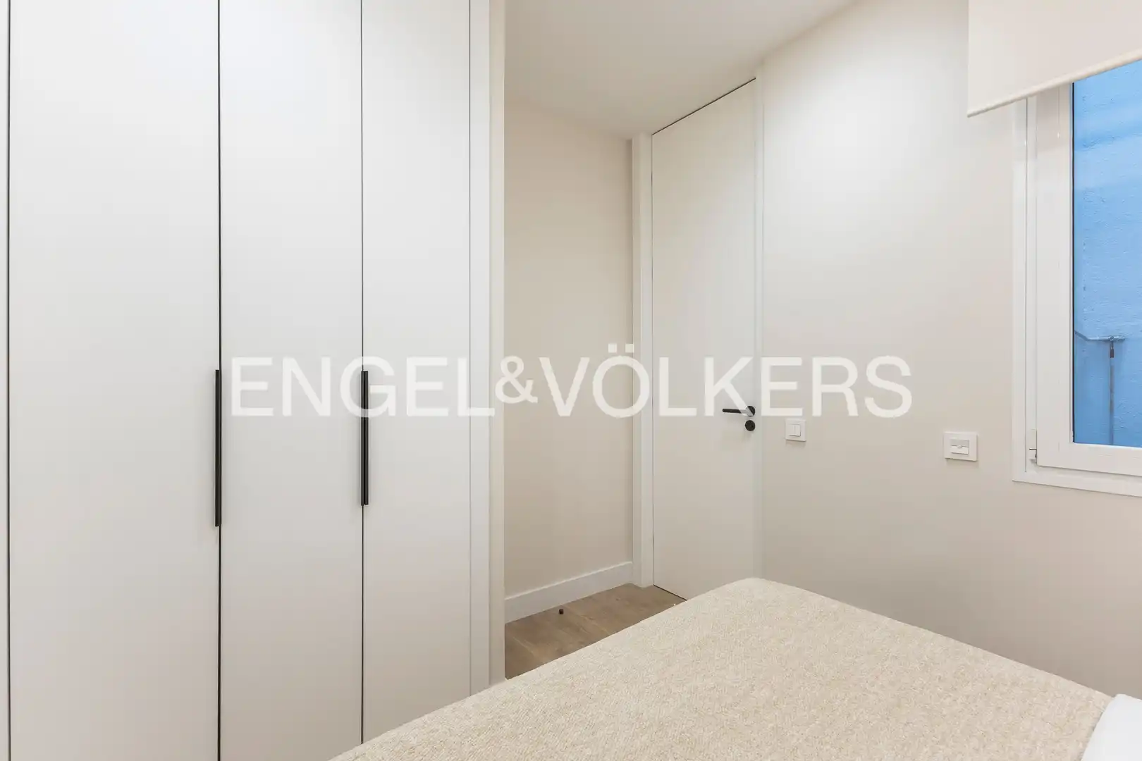 Bedroom of Flat for rent in Madrid  with Air Conditioner, Heating and Furnished