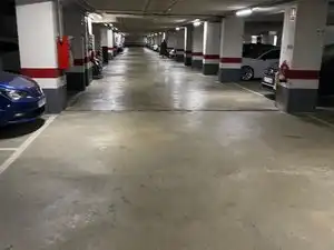 Einzelparkplatz mit Aufzug zum Verkauf in Plaça Josep Pallach, imagen 2