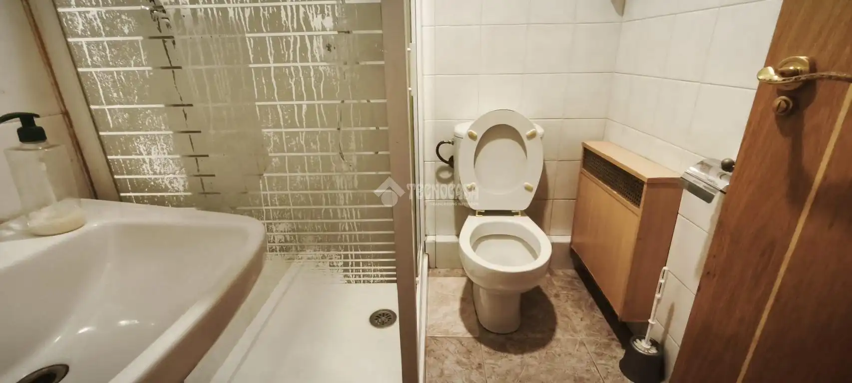 Baño de Piso en venta en Zaragoza con Calefacción, Parquet y Amueblado