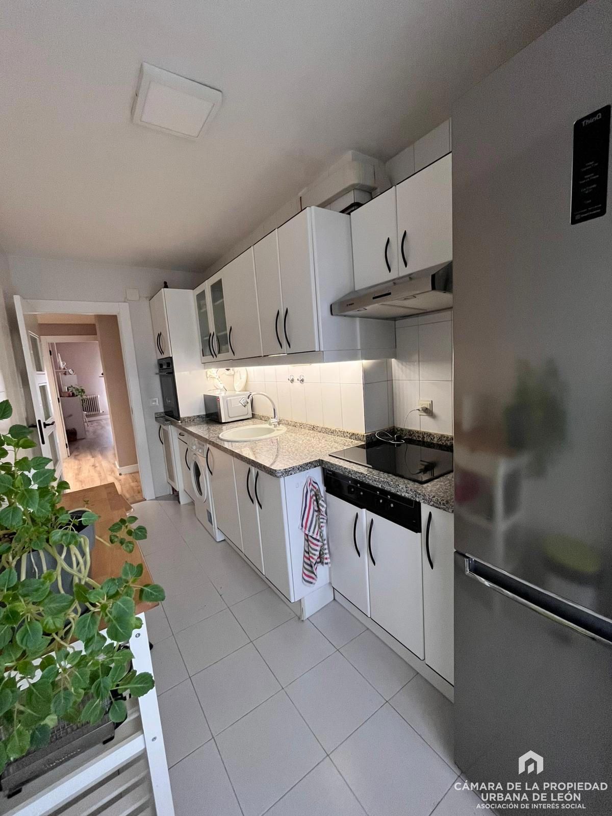 Flat to rent in DOCTOR FLEMING, La Vega - La Sal