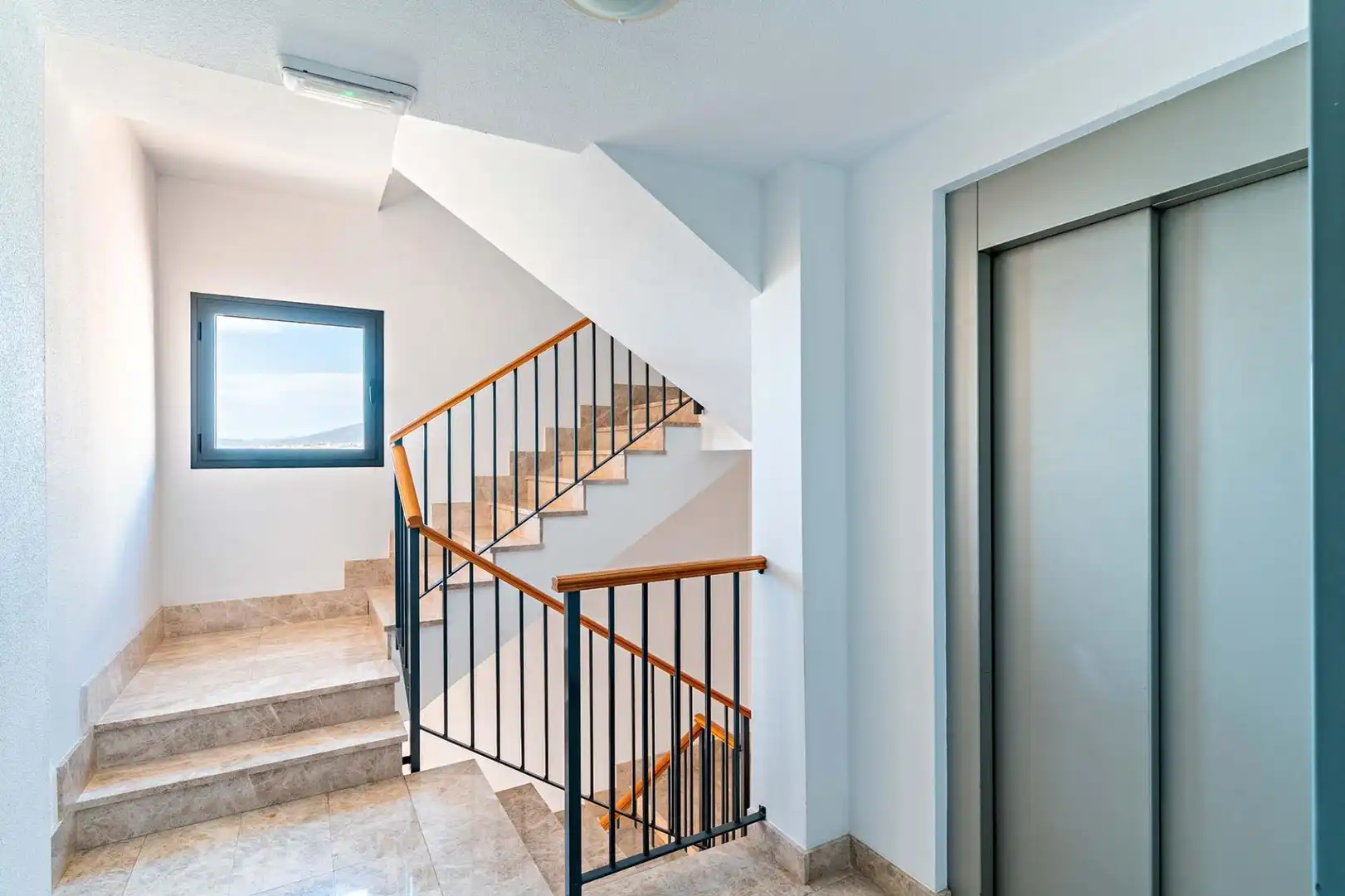 Flat for sale in Roquetas de Mar  with Air Conditioner, Heating and Furnished