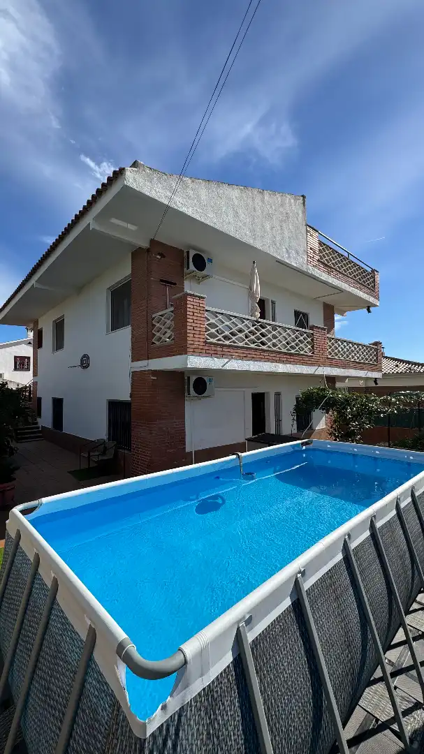 Swimming pool of Houses for sale in Torredembarra  with Air Conditioner, Heating and Private garden
