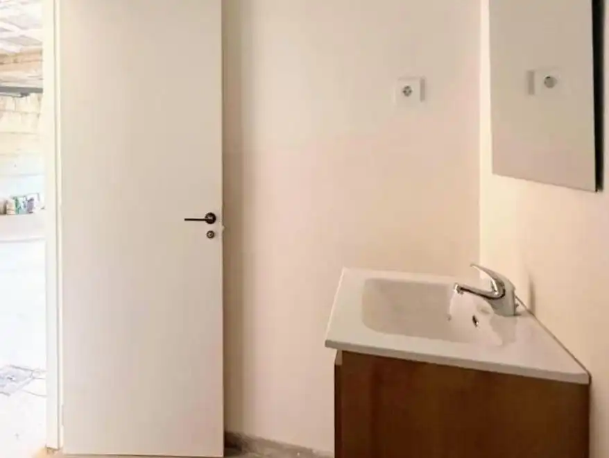 Bany de Casa o xalet en venda en Castellar del Vallès amb Calefacció, Terrassa i Balcó