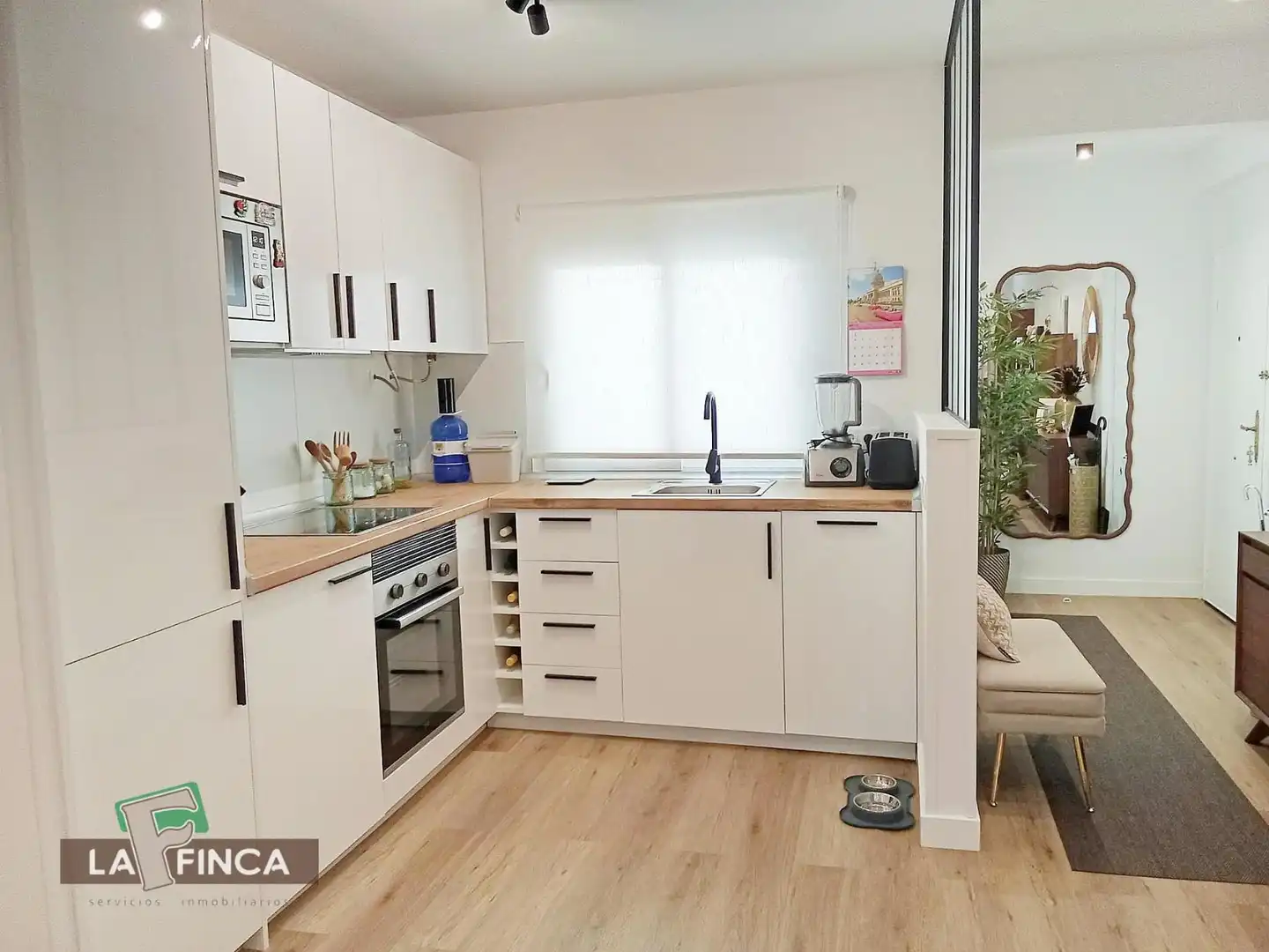 Cocina de Piso en venta en Oviedo  con Calefacción y Terraza