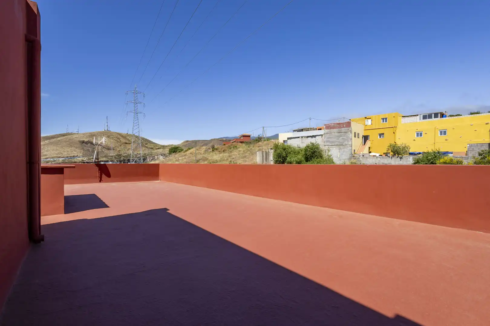 Vista exterior de Casa o xalet en venda en Santa Cruz de Tenerife amb Terrassa i Balcó