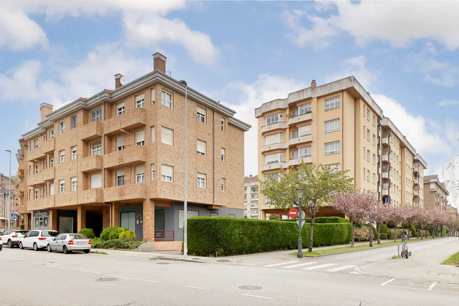 Vista exterior de Piso en venta en Gijón  con Calefacción, Parquet y Trastero