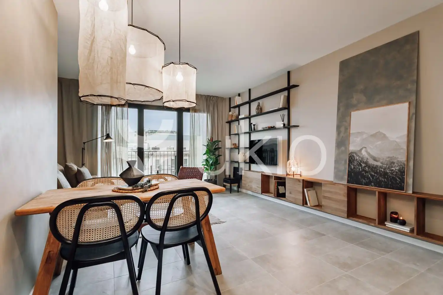 Apartment with lift to rent in Gran Via de les Corts Catalanes, imagen 2