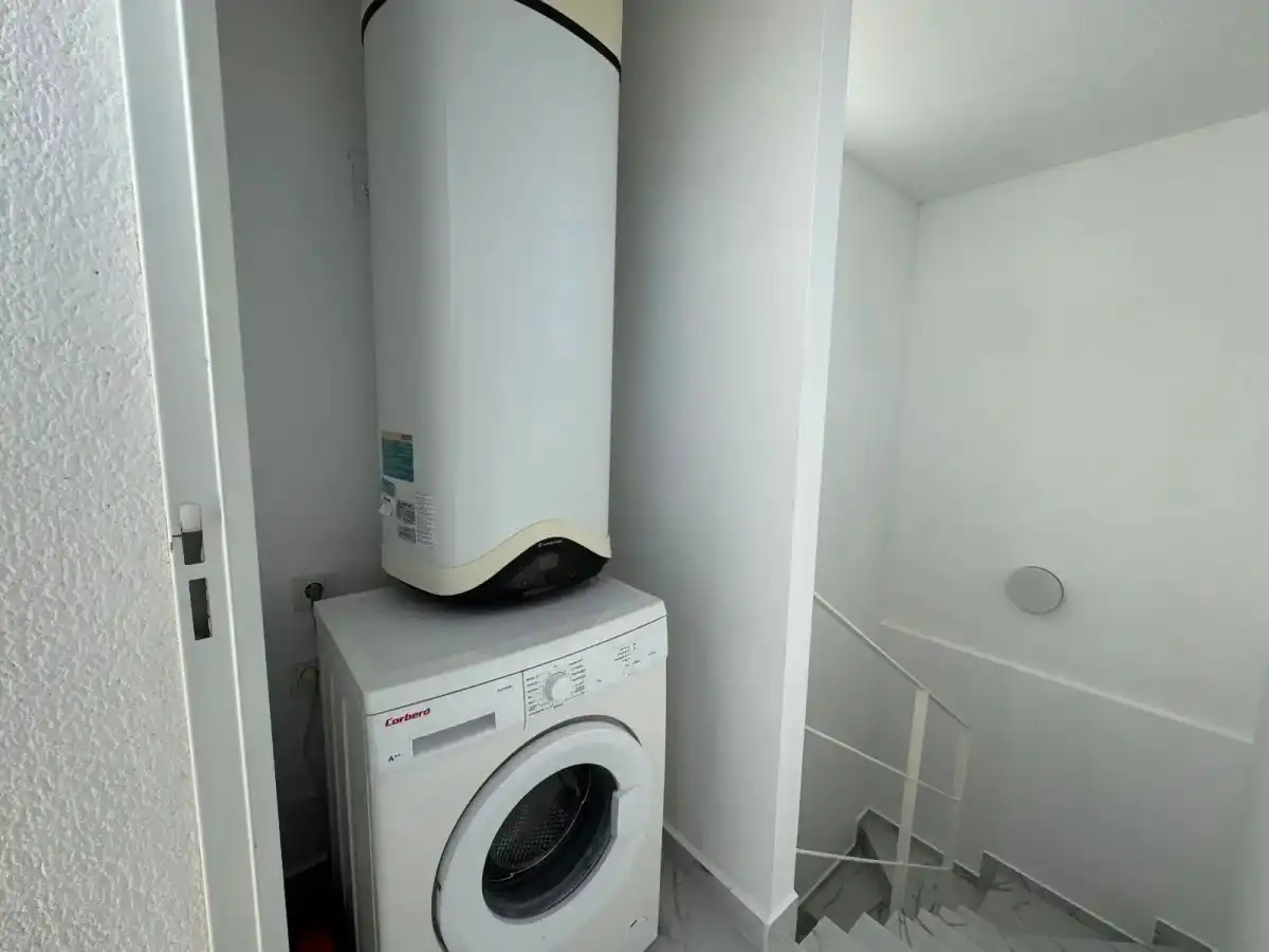 Terraza de Casa adosada en venta en Torrevieja con Aire acondicionado, Jardín privado y Amueblado