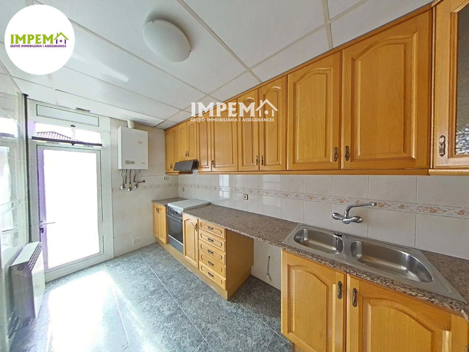 Kitchen of Flat for sale in Igualada  with Air Conditioner, Heating and Terrace