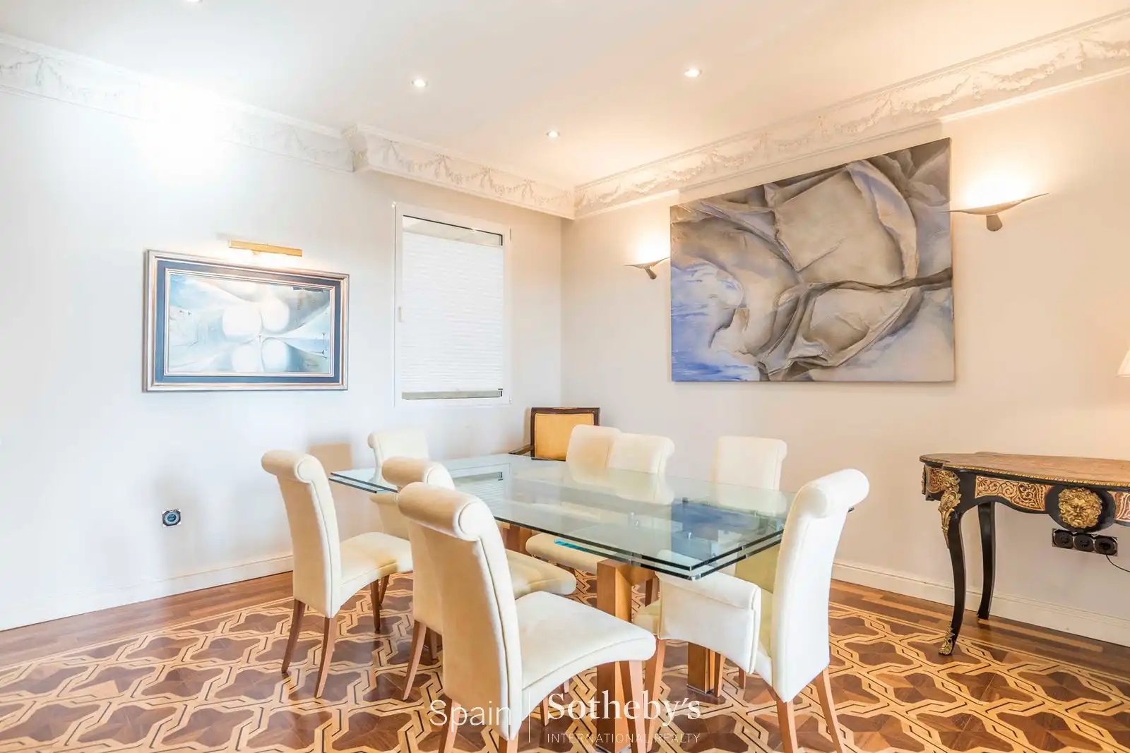 Menjador de Apartament de lloguer en Madrid amb Aire condicionat i Calefacció