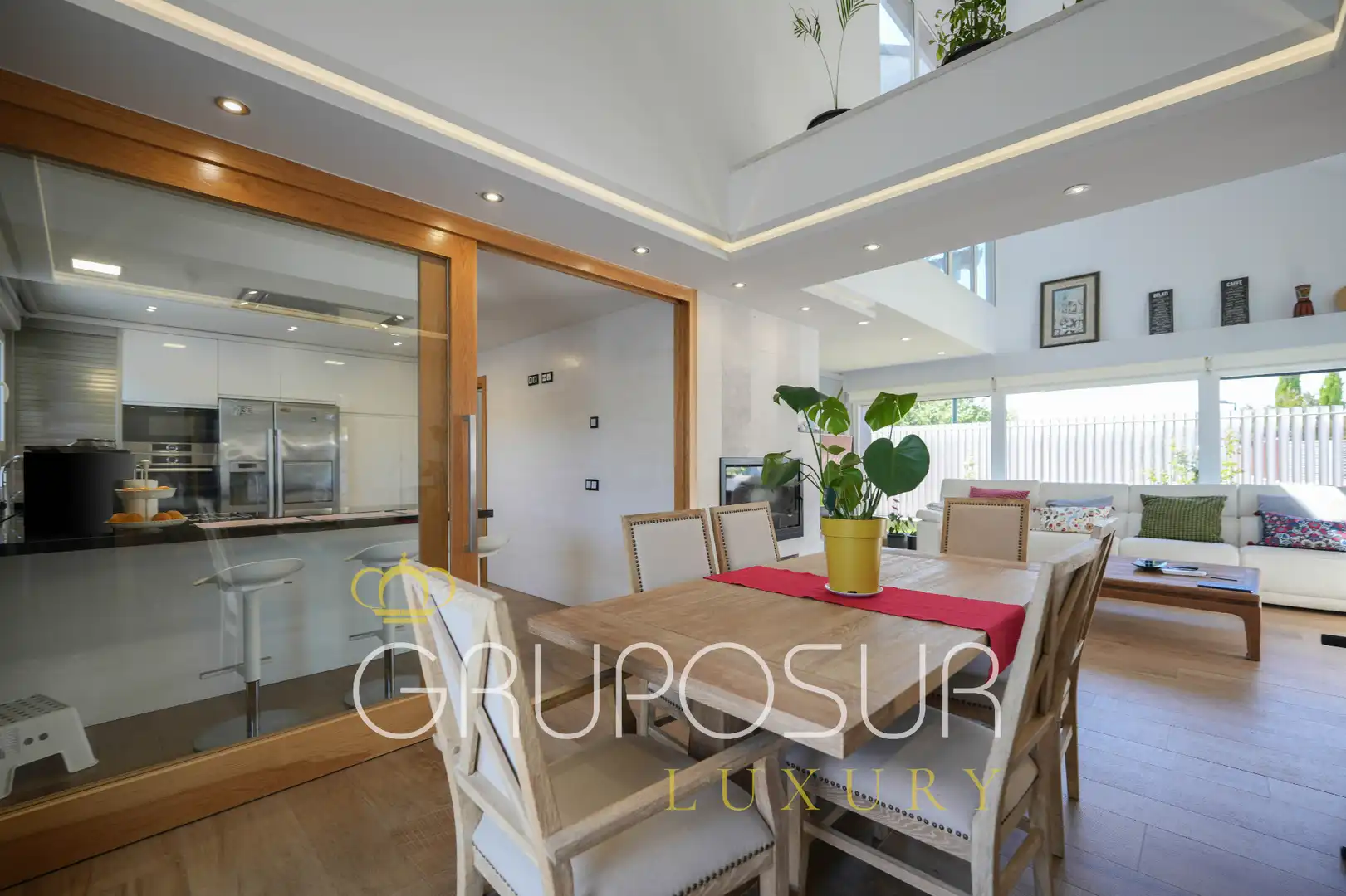 Comedor de Casa o chalet en venta en Valladolid con Aire acondicionado, Calefacción y Jardín privado