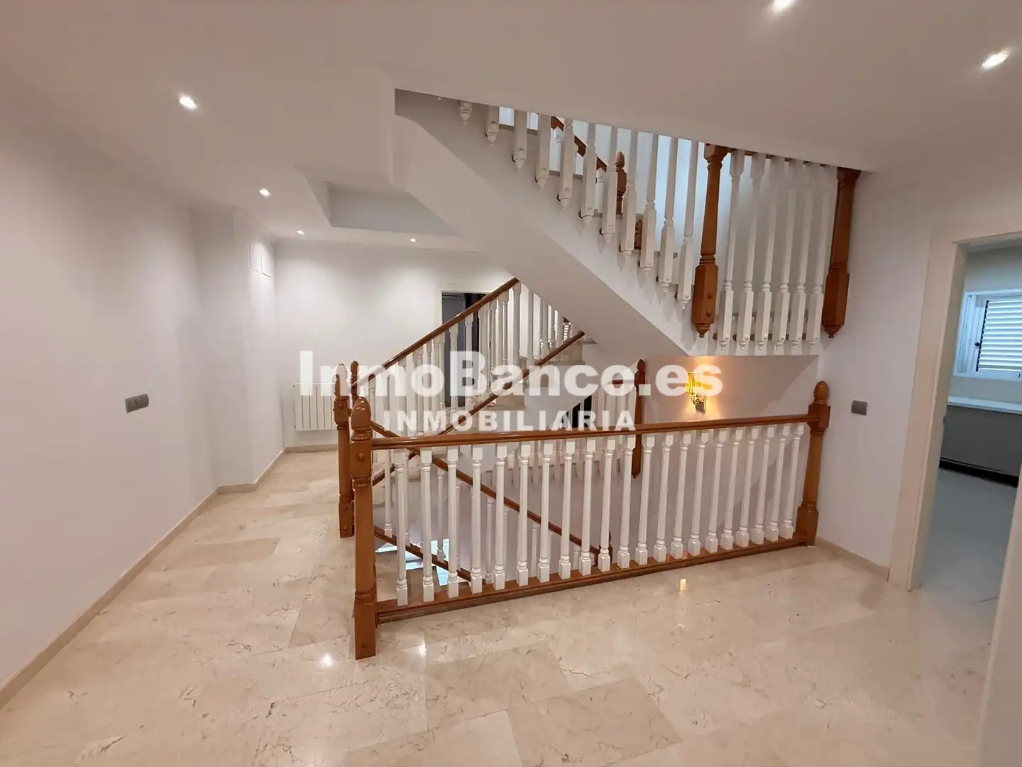 Villa mit Pool zum Verkauf in Avenida del Rio Turia 587, imagen 28