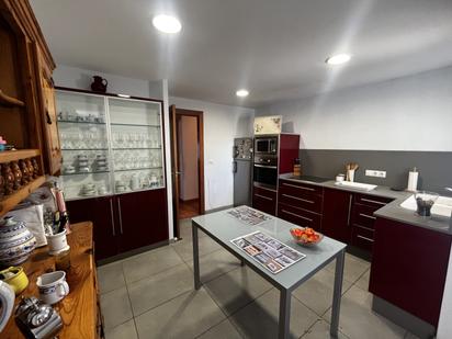 Kitchen of Flat for sale in  Valencia Capital  with Air Conditioner