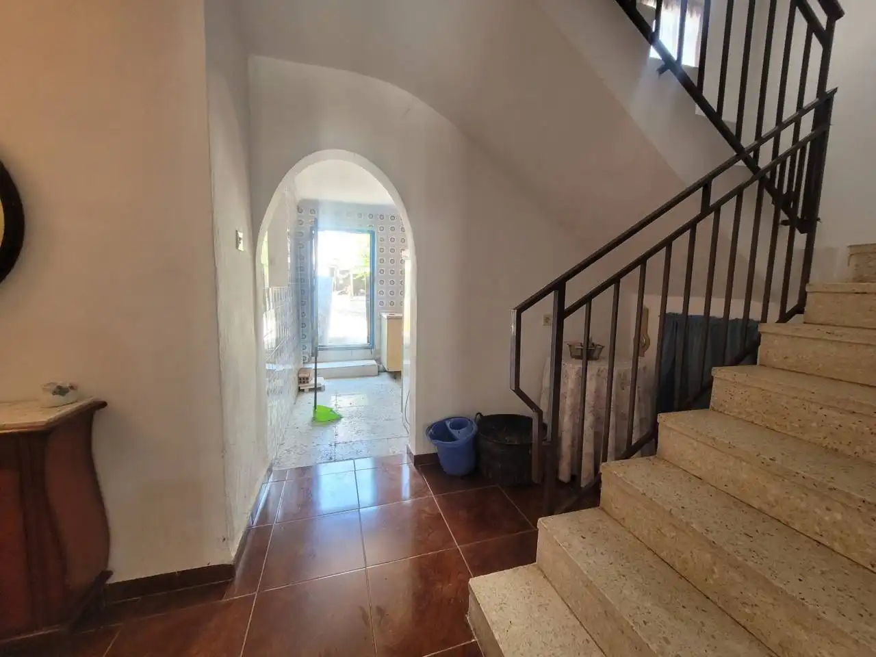 Casa o xalet en venda en Baza amb Jardí privat, Terrassa i Moblat