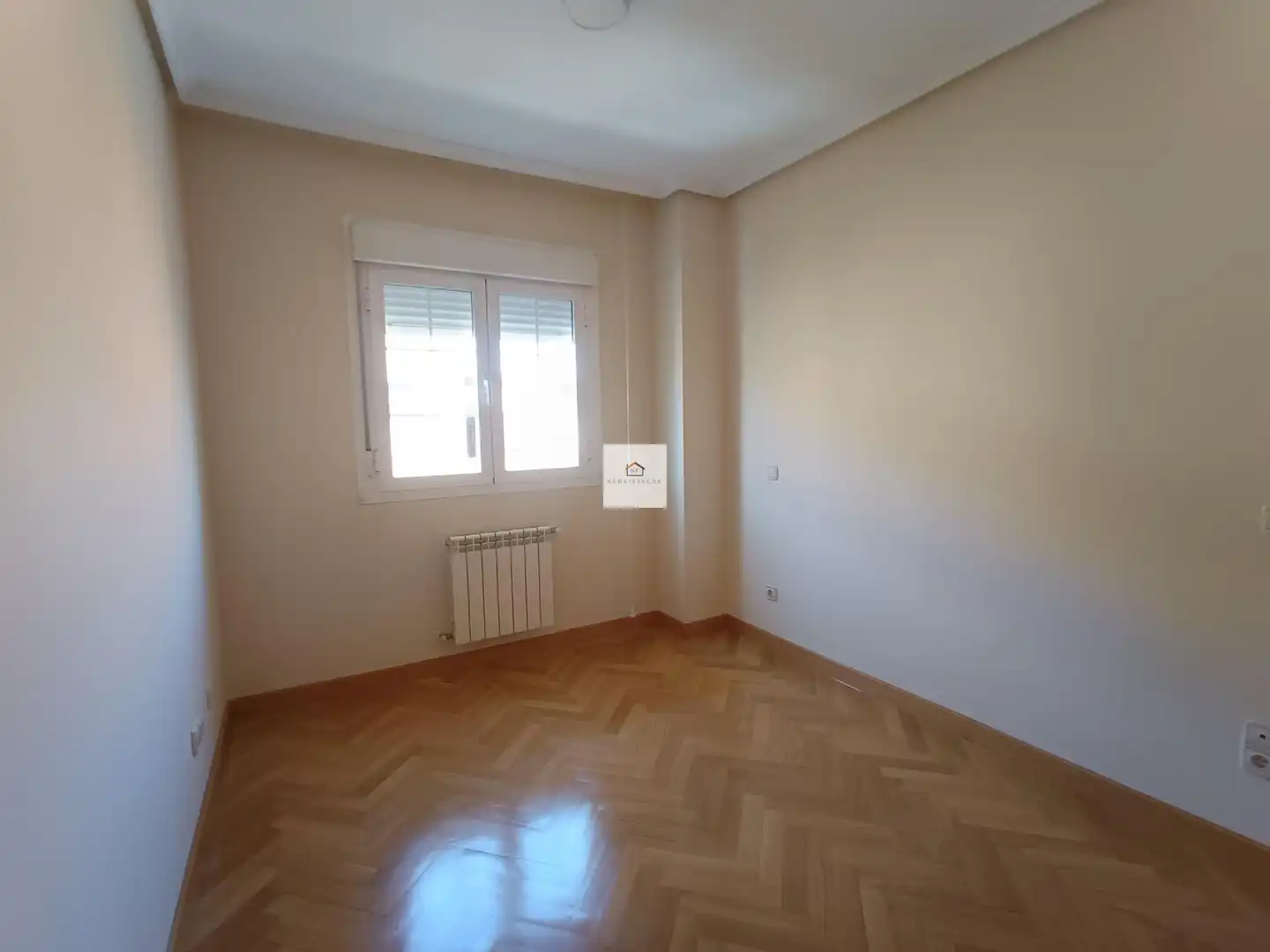 Habitación de Piso de alquiler en Madrid con Aire acondicionado, Calefacción y Parquet