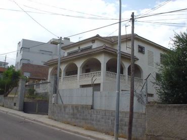 Chalet en venta en C/ Cadis