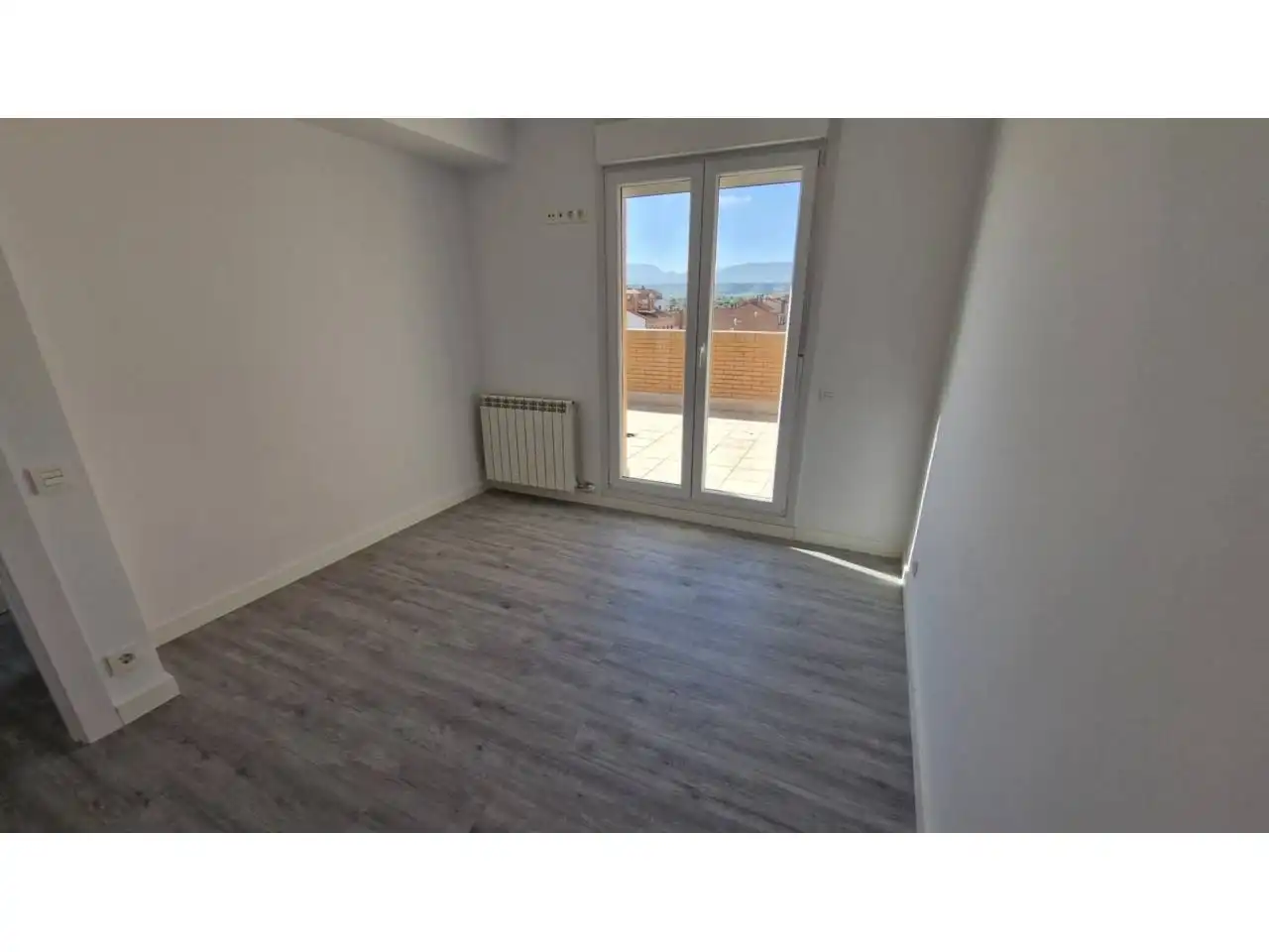 Bedroom of Attic for sale in Lardero  with Heating, Parquet flooring and Terrace