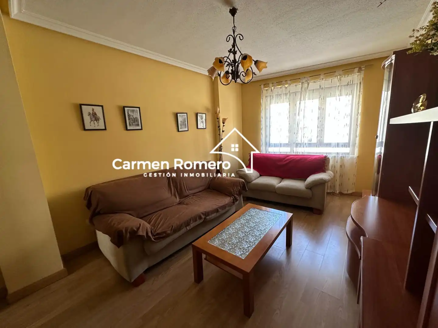 Sala de estar de Apartamento de alquiler en Villamayor con Calefacción y Amueblado