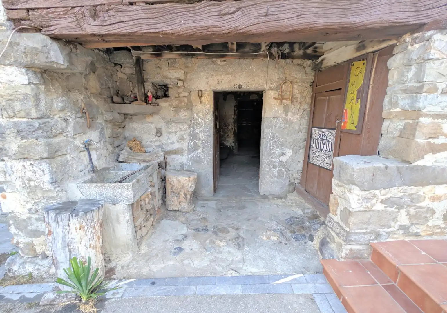 Finca rústica en venda en Aller amb Jardí privat