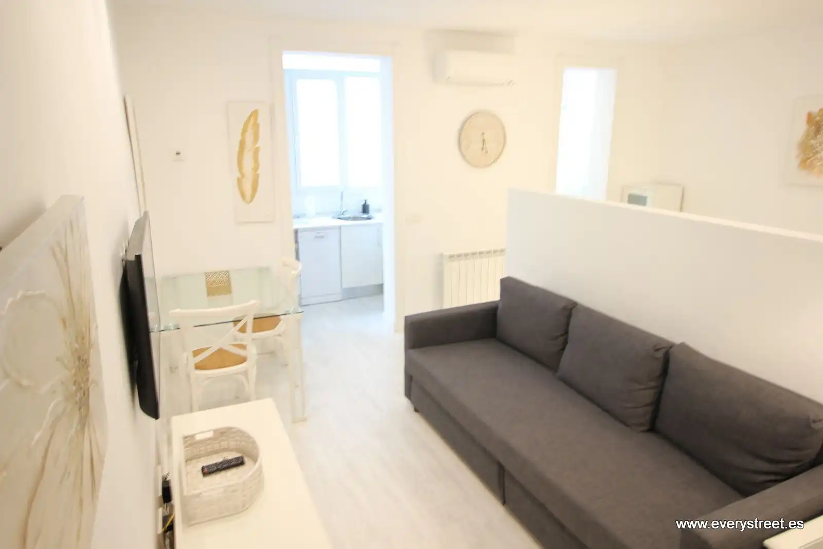 Sala d'estar de Loft de lloguer en Madrid amb Aire condicionat, Calefacció i Moblat