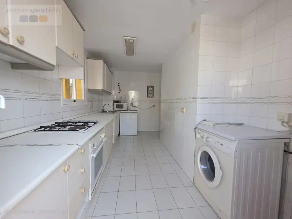 Cuina de Casa adosada en venda en Casares