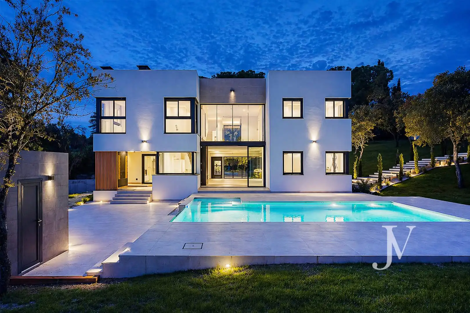 Schwimmbecken von Haus oder Chalet zum Verkauf in Ciudalcampo mit Klimaanlage, Heizung und Privatgarten
