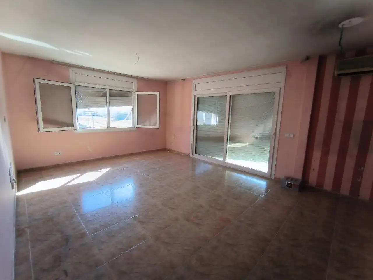 Sala de estar de Casa o chalet en venta en Lliçà d'Amunt
