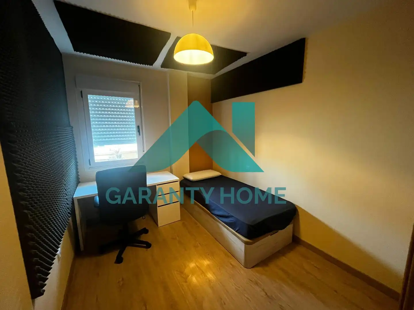 Apartments for rent in Cáceres  with Air Conditioner, Terrace and Furnished