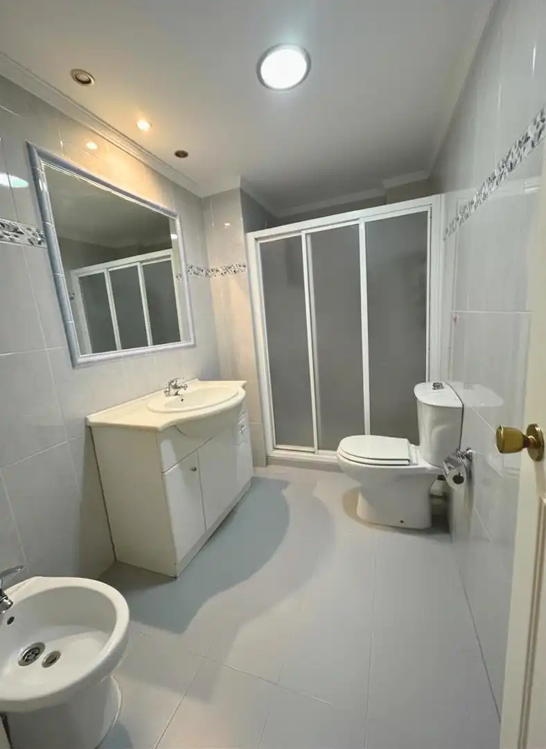 Bathroom of Flat for sale in El Puerto de Santa María  with Terrace, Storage room and Community pool