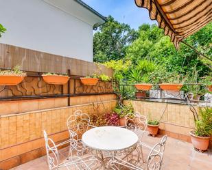Terrassa de Casa o xalet en venda en  Madrid Capital amb Aire condicionat, Calefacció i Jardí privat