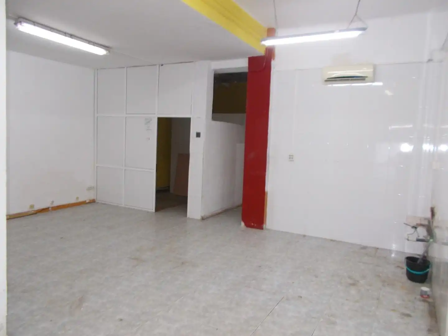 Locale commerciale in affitto a Calle Born, imagen 6