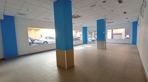 Local comercial en alquiler junto a la plaza de abastos de El Ejido