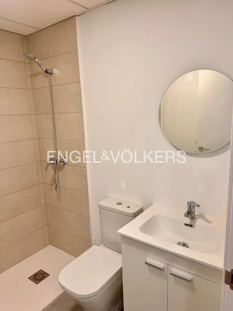Bathroom of Apartments for sale in Pozuelo de Alarcón  with Air Conditioner and Heating