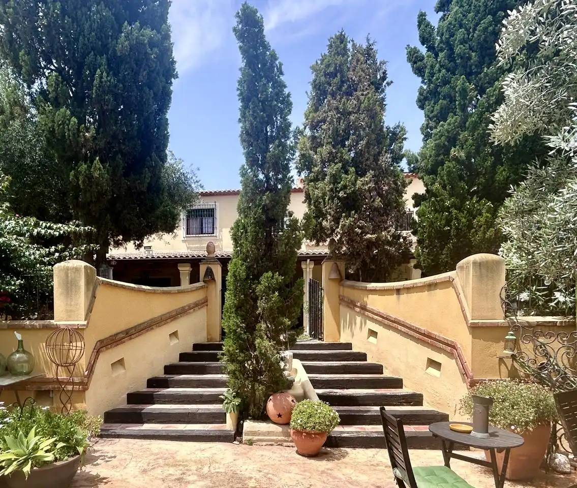Exterior view of Houses for sale in Alicante / Alacant  with Air Conditioner, Private garden and Terrace