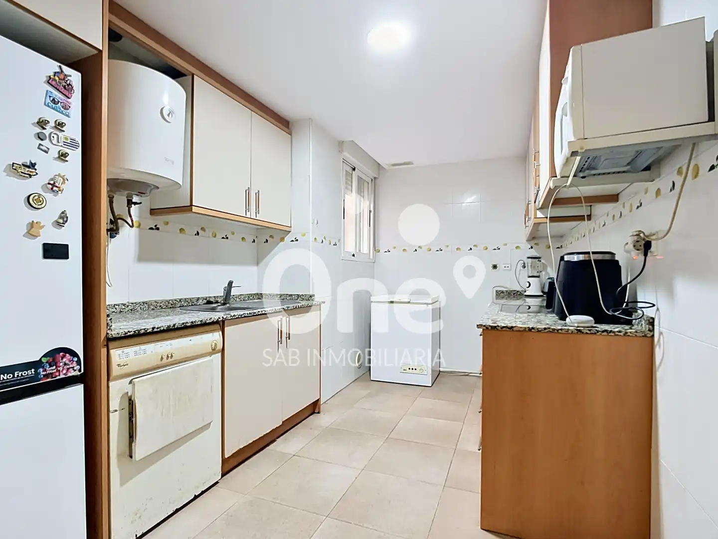 Kitchen of Flat for sale in Benissanó  with Terrace and Oven