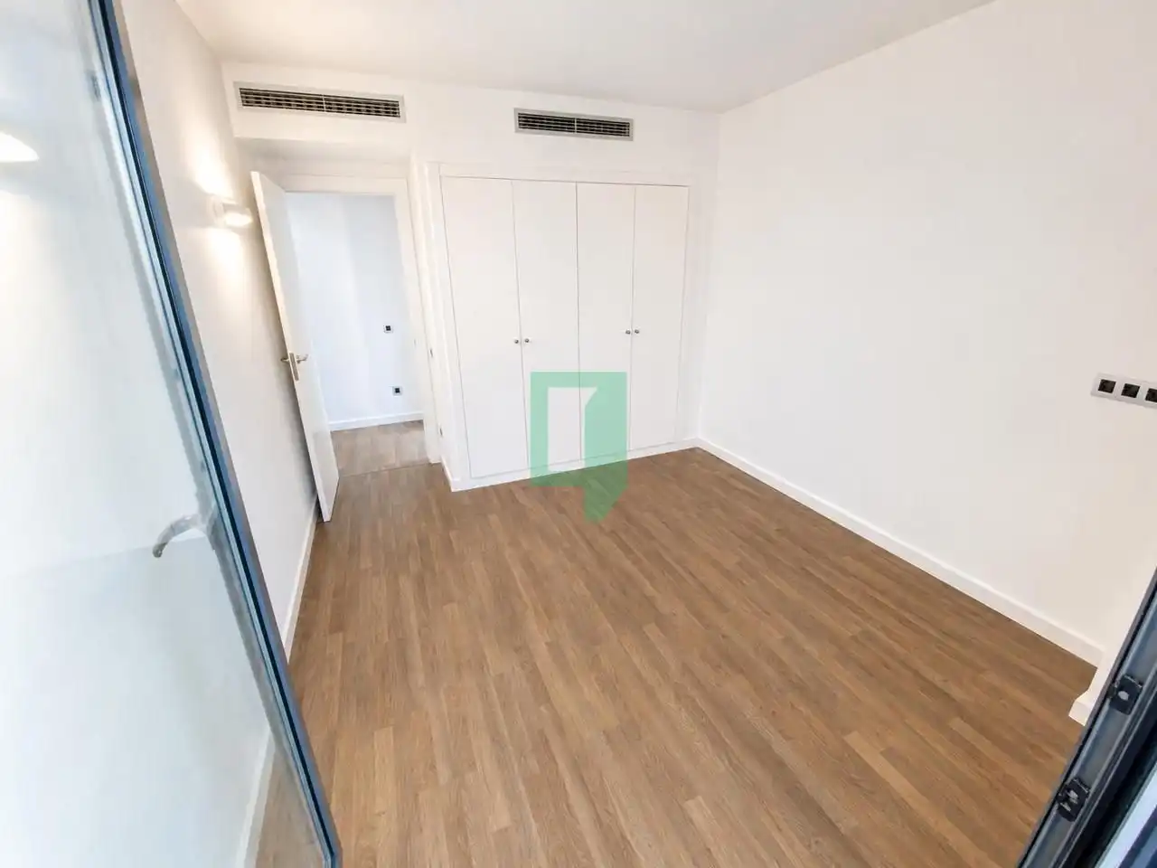 Bedroom of Flat for rent in Badalona  with Air Conditioner and Terrace