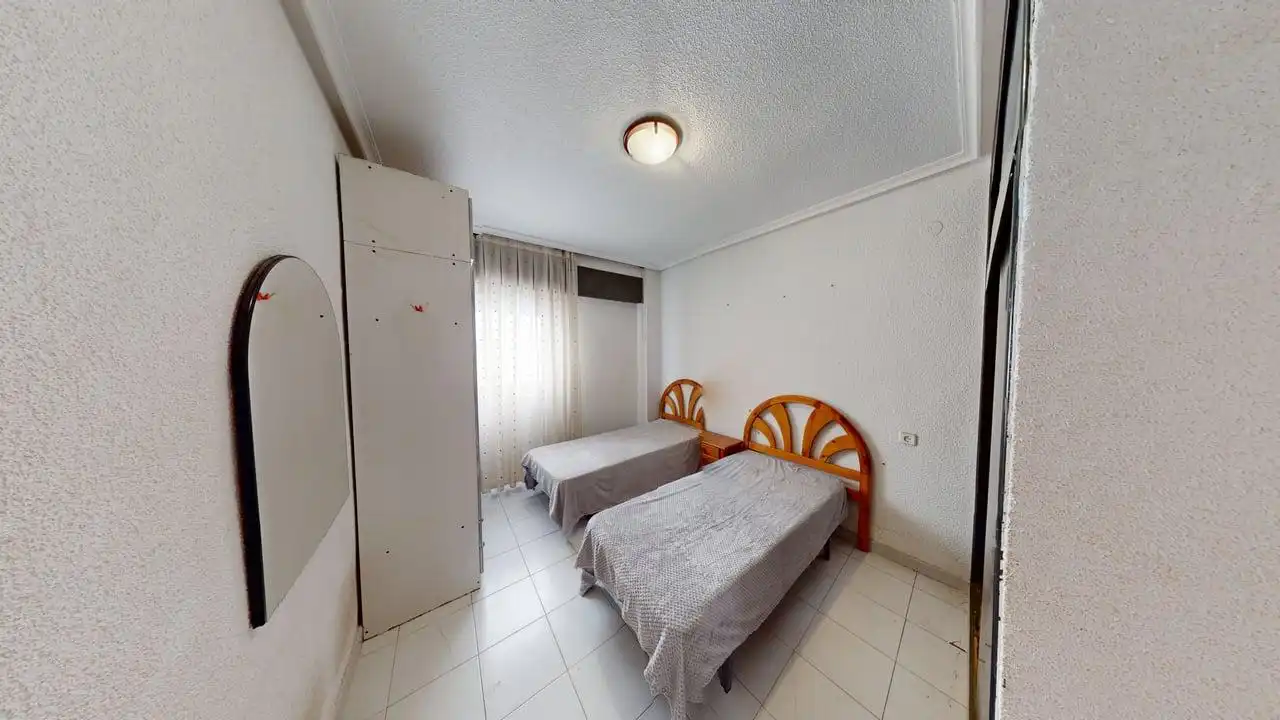 Piso con ascensor en venta en Calle San Miguel de Salinas, imagen 19