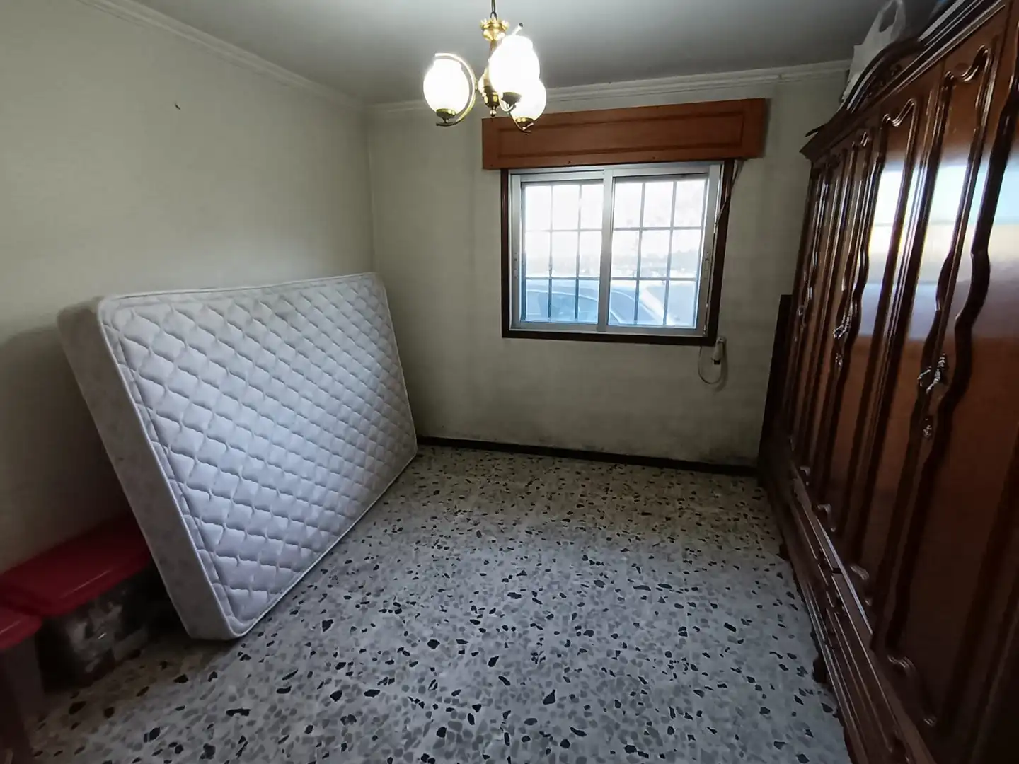 Dormitori de Casa o xalet en venda en Pontevedra Capital  amb Calefacció, Jardí privat i Parquet