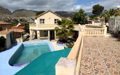 Vista exterior de Casa o xalet en venda en Orxeta amb Aire condicionat, Jardí privat i Terrassa
