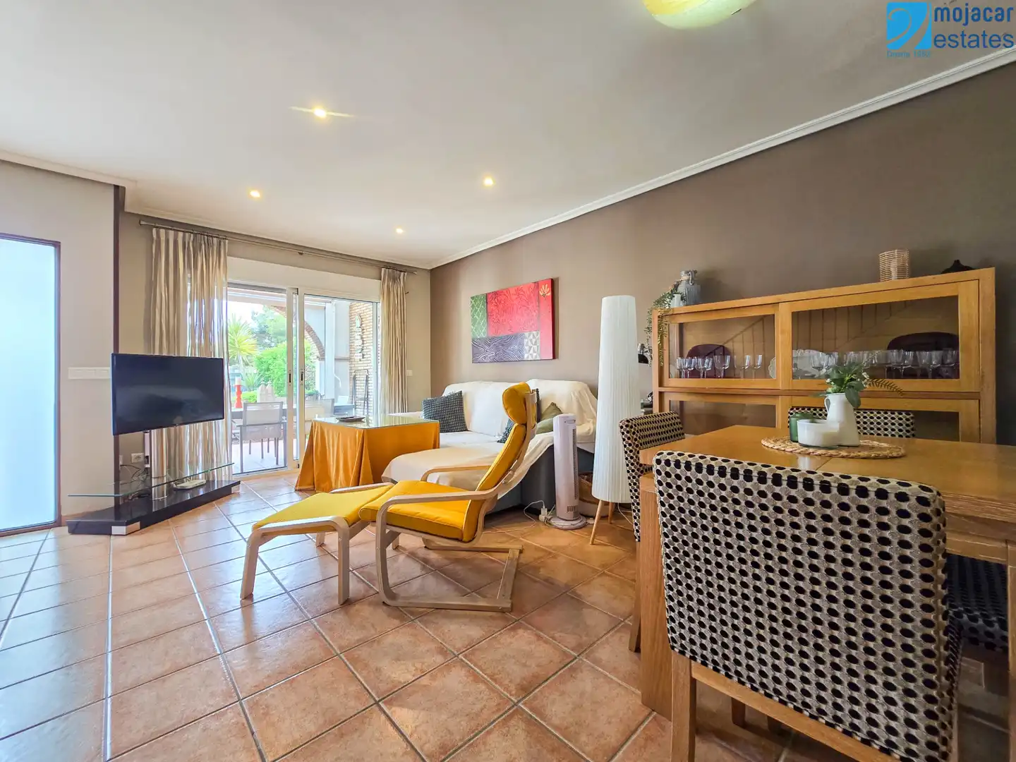 Terraced house with terrace for sale in Avenida la Giralda 32, imagen 3
