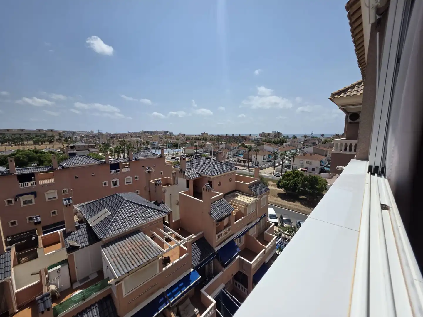 Terrasse von Dachboden zum Verkauf in Santa Pola mit Klimaanlage, Terrasse und Abstellraum