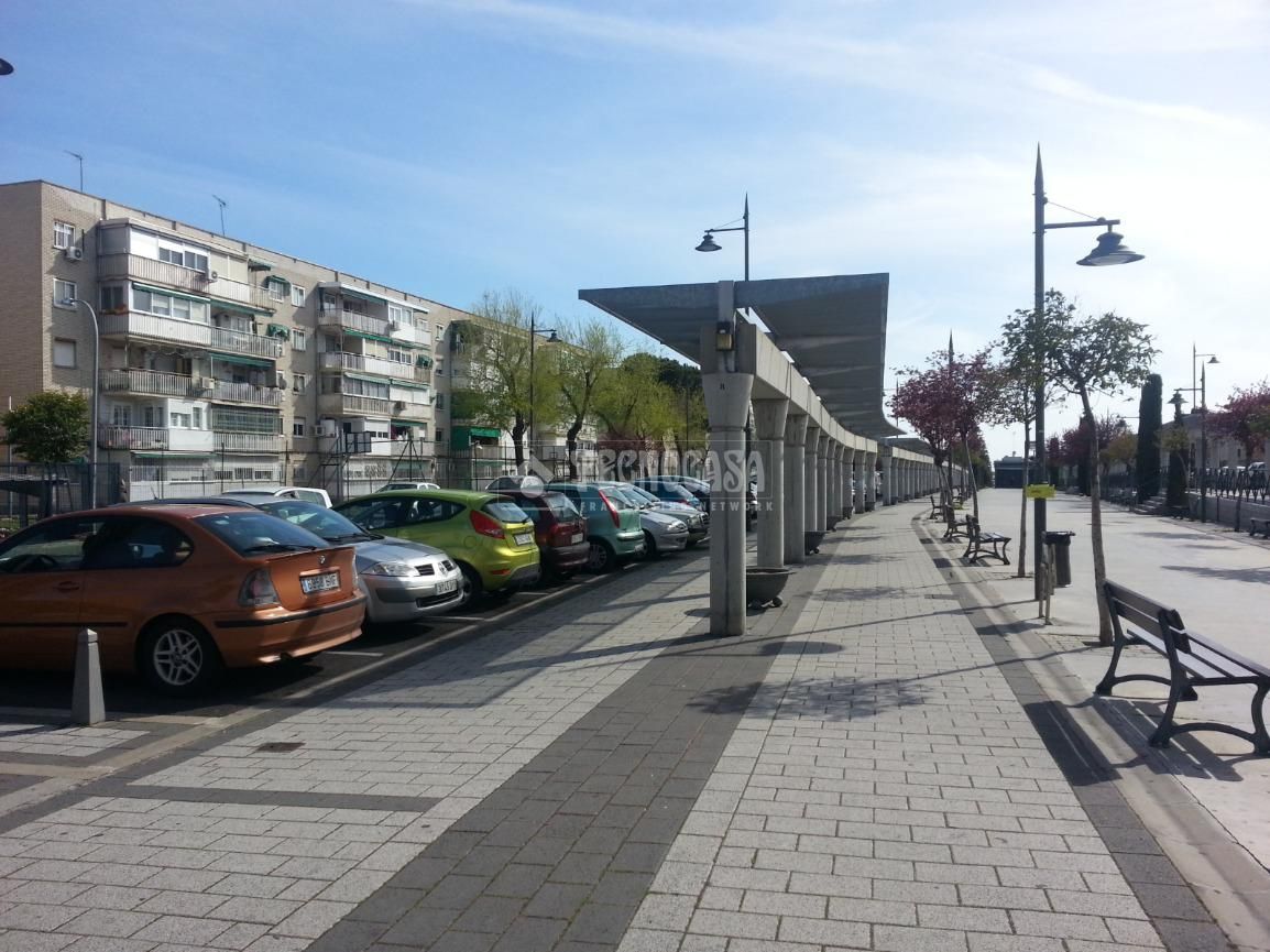 Aparcament de Pis en venda en Parla amb Calefacció i Terrassa