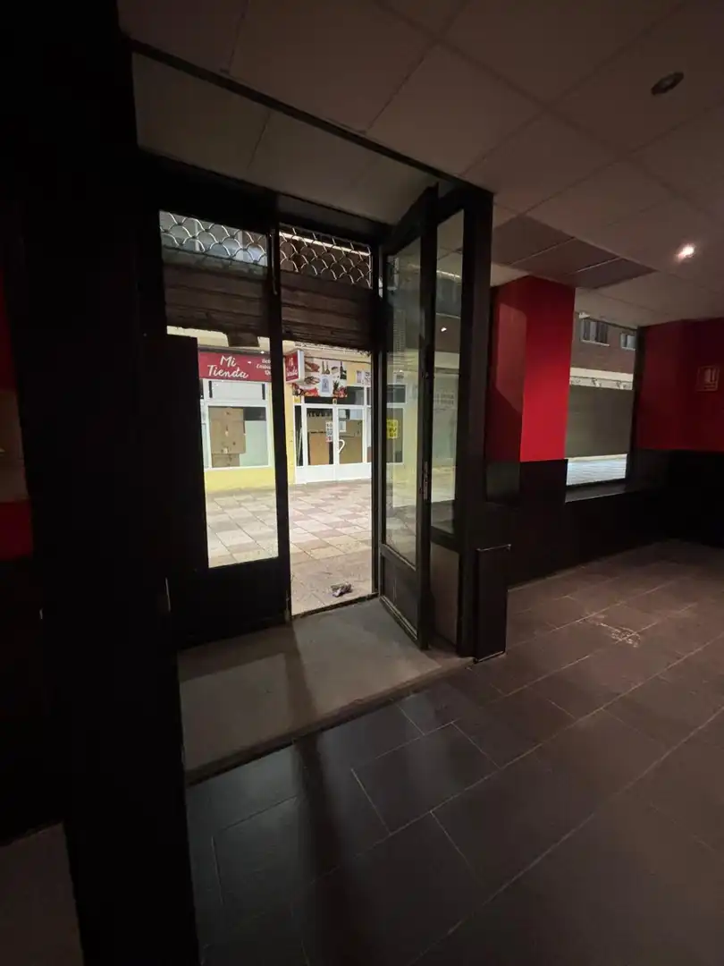 Local comercial de lloguer a Valdepeñas, imagen 3