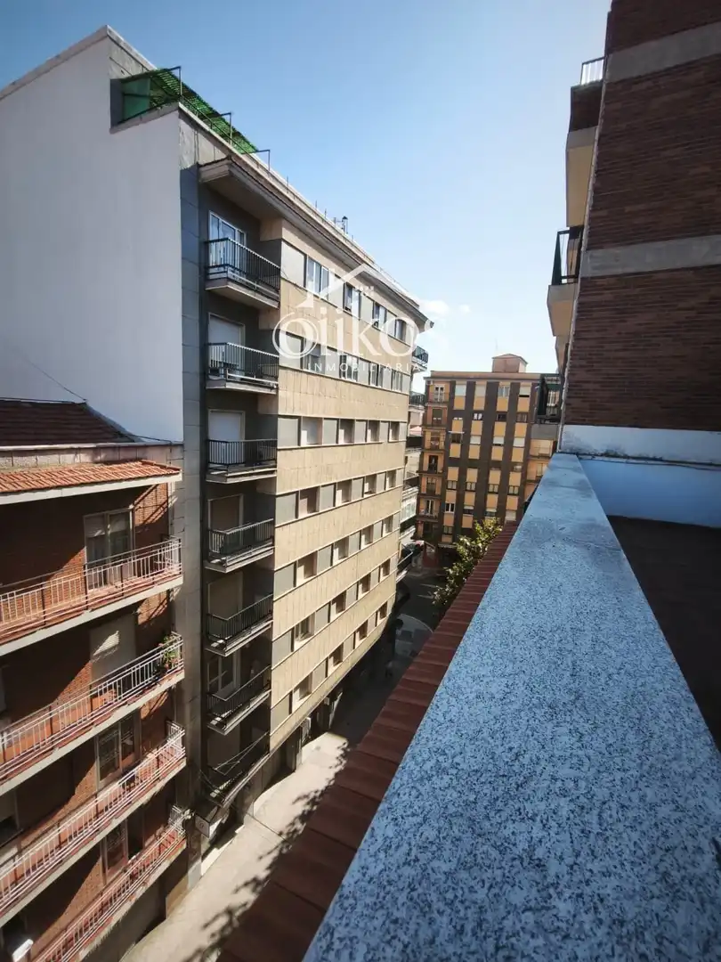 Ático con ascensor en venta en San Bernardo - Carmelitas - Campus, imagen 21