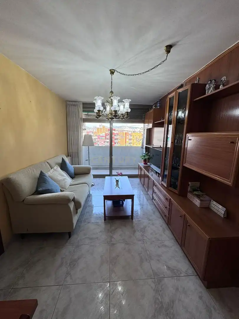Sala de estar de Apartamento en venta en Badalona con Aire acondicionado y Balcón